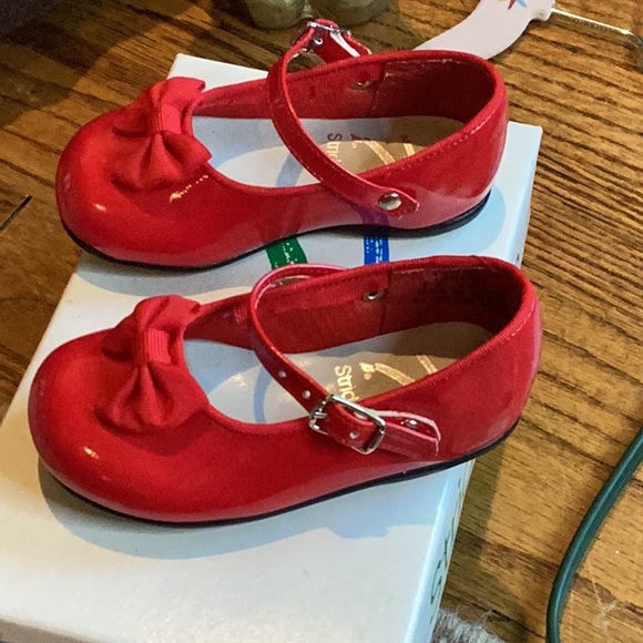 Vintage 1995 GIRL STRIDE RITE PATSY RED PATENT LEATHER BOW SHOES SZ. 3 Months - Picture 5 of 9